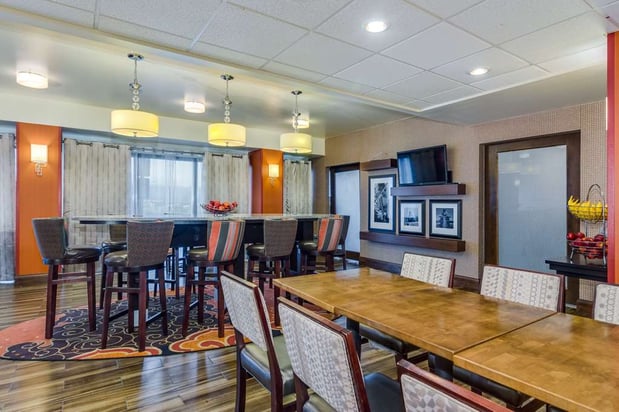 Images Hampton Inn Johnson City