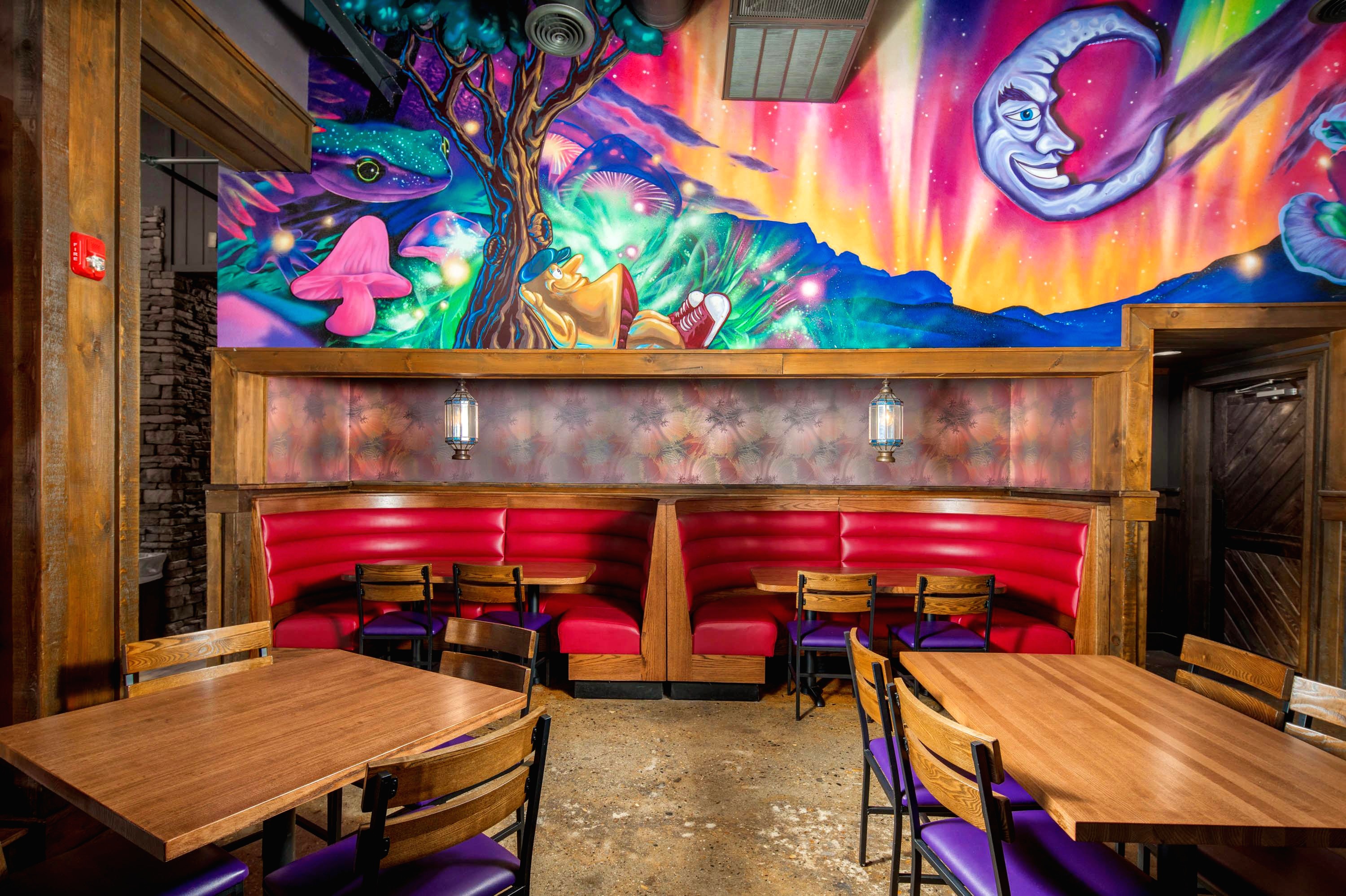 mellow mushroom boone dining room