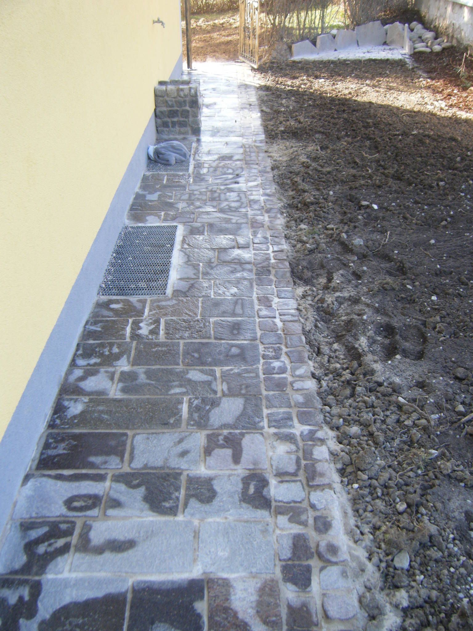 Bild 2 von ALAV Pflasterbaubetrieb e.U.