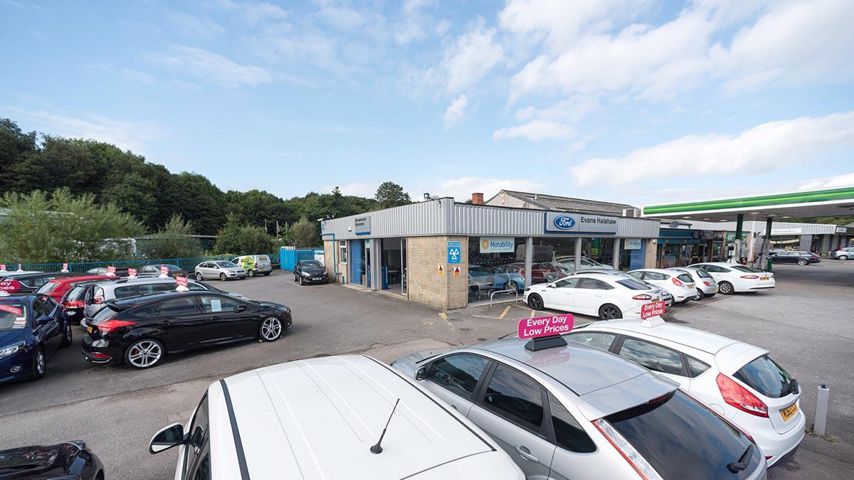 Images Ford Service Centre Glossop