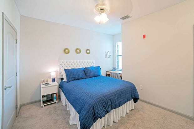 Images Eclipse on Madison