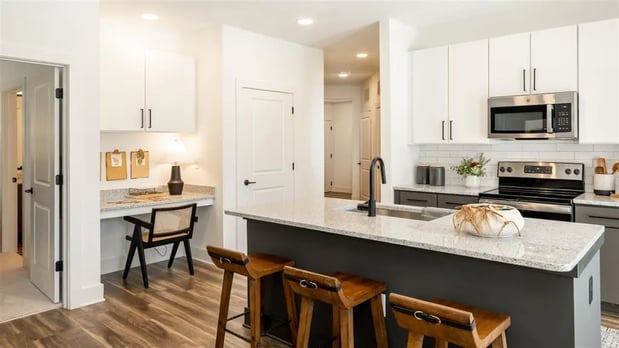 Images Elwood Apartments