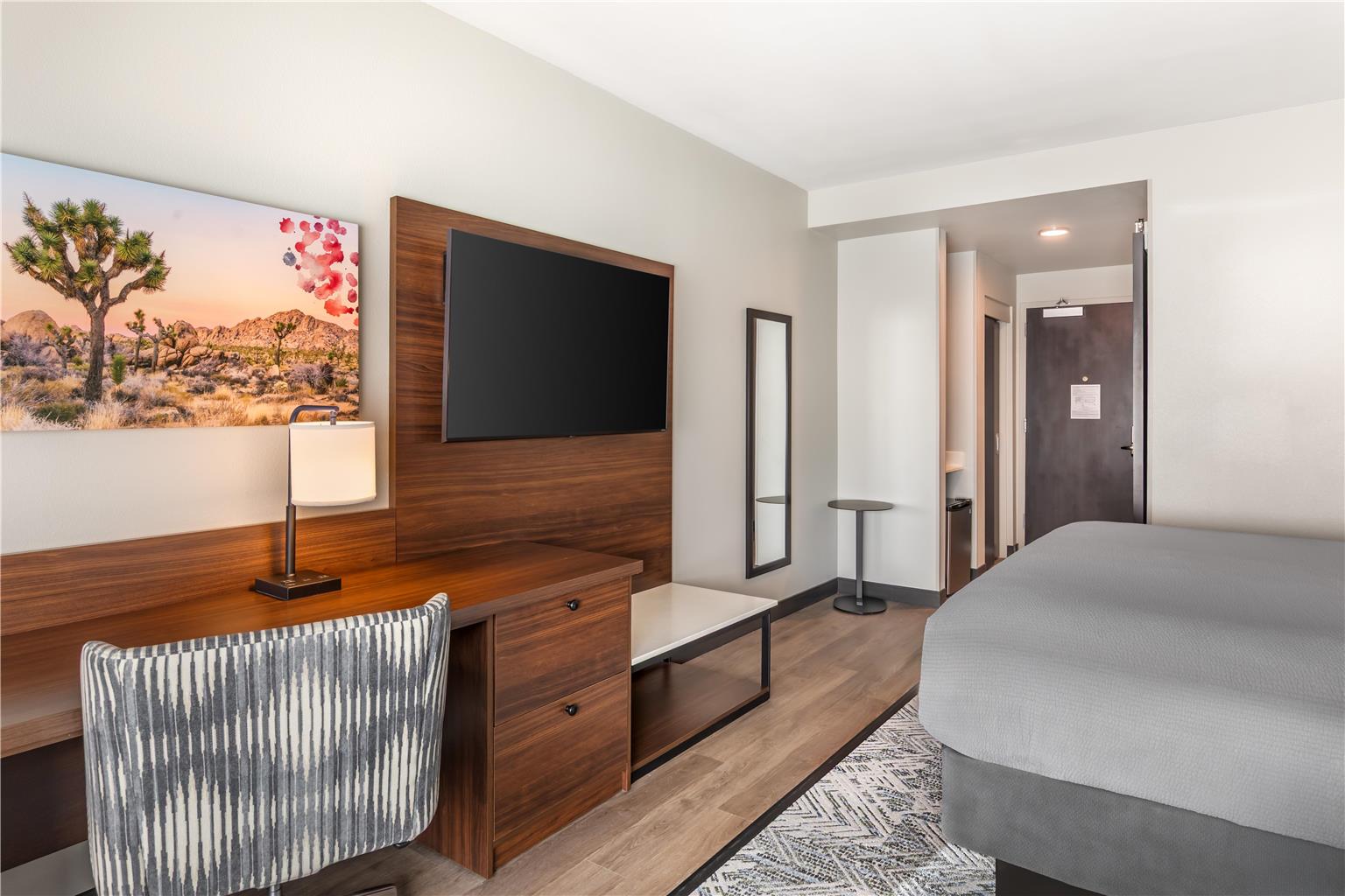 King Guestroom