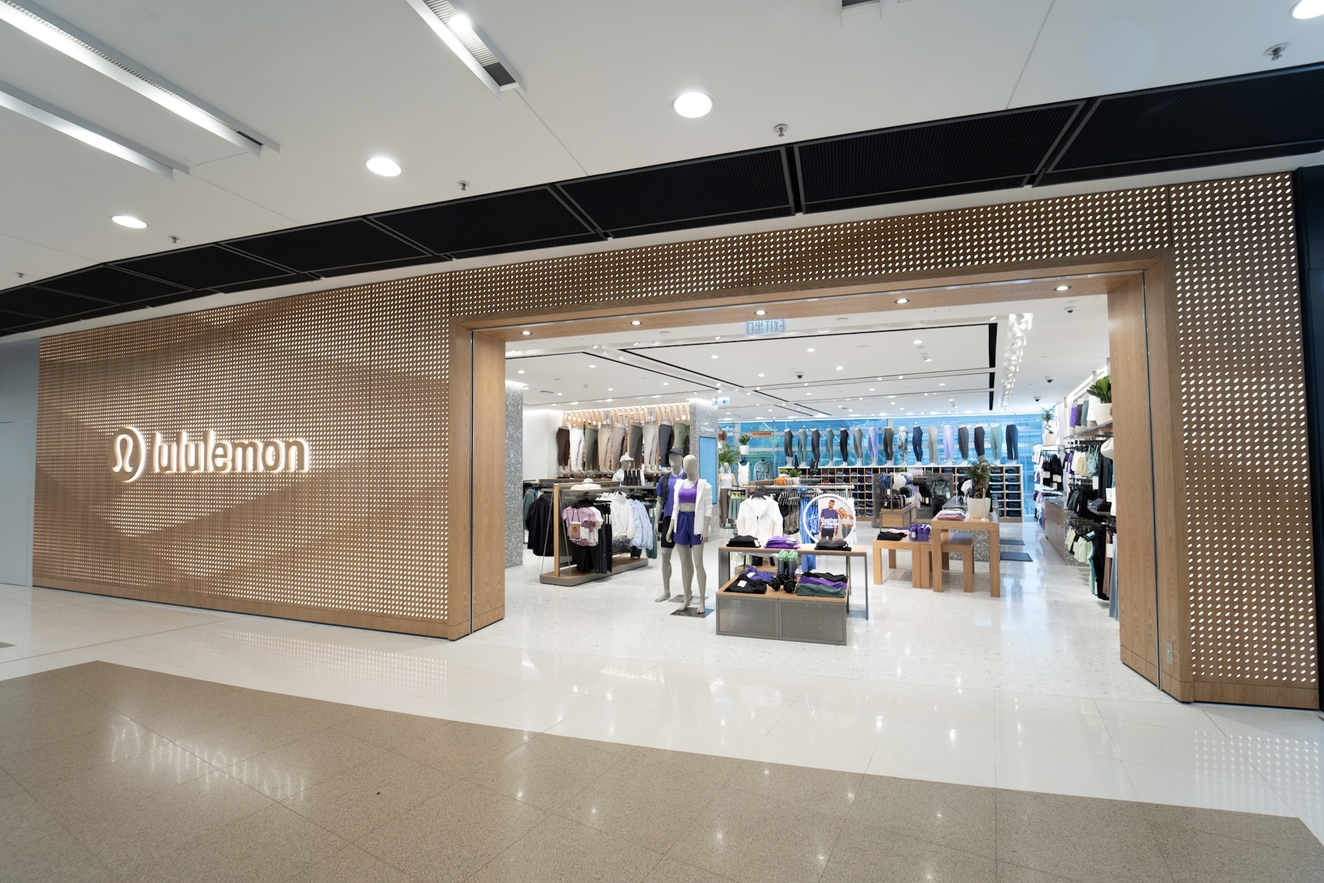 lululemon IFC
