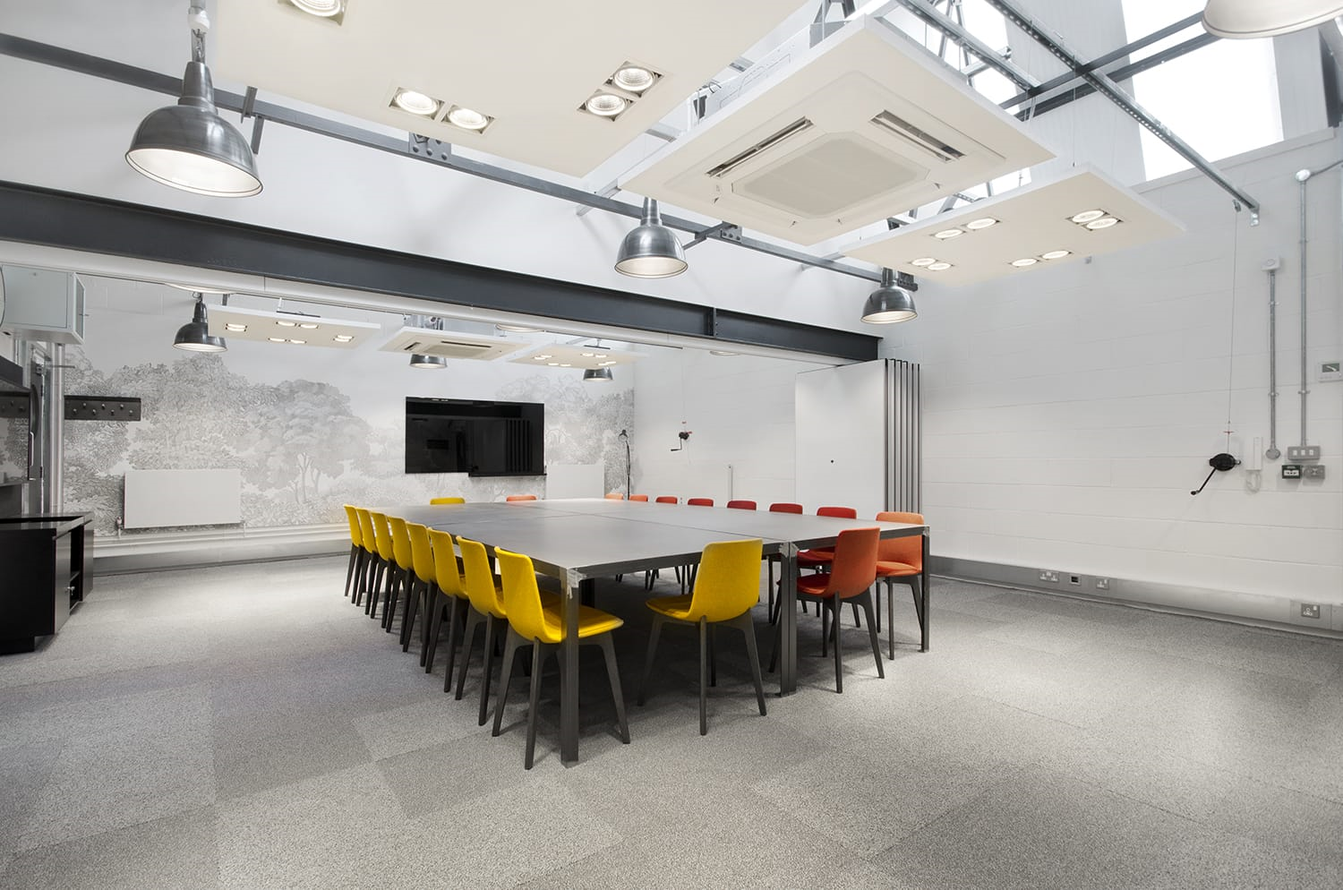 The Light Box Meeting Room, meeting room hire Hounslow Workspace® | The Light Box London 020 3813 2540