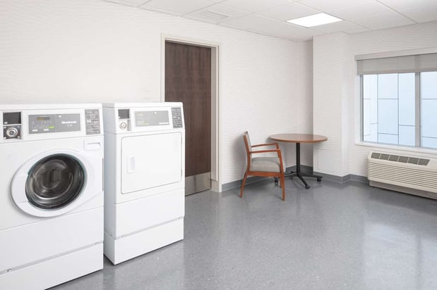 Images Hampton Inn & Suites Rochester Downtown