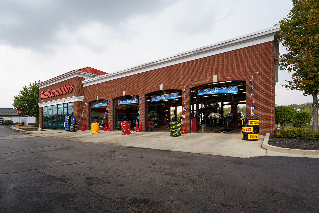 Tire Discounters on 3701 S Hamilton Rd in Groveport