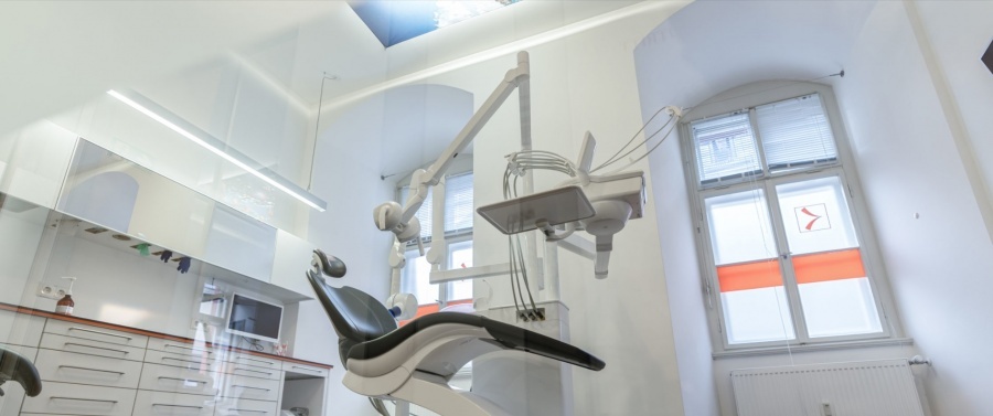 Dr. med. dent. Jens Hartmann, Theaterstr. 23 in Würzburg