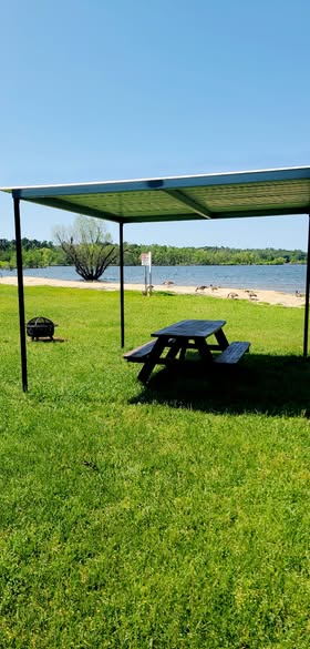 Images McGee's Landing