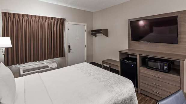 Images SureStay By Best Western Findlay