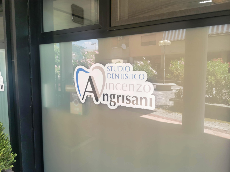 Images Studio Dentistico Vincenzo Dott. Angrisani