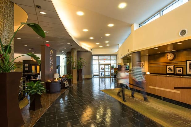 Images Hampton Inn & Suites Boston Crosstown Center