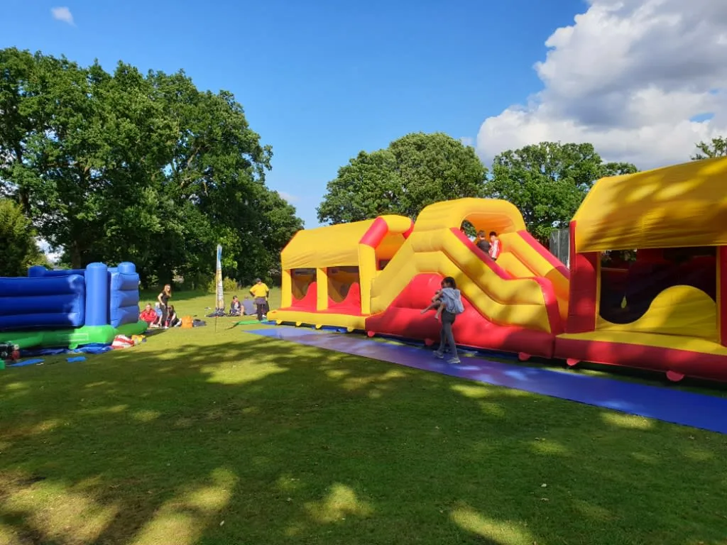 Images Top Banana Bouncy Castles
