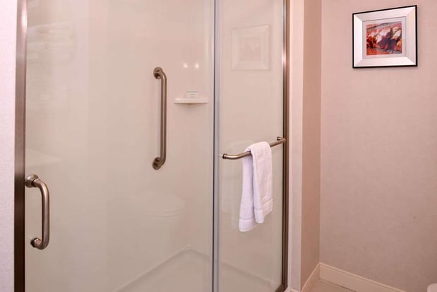Images Hampton Inn & Suites Albany-East Greenbush
