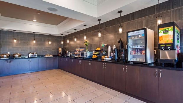 Images Best Western Plus Overland Inn