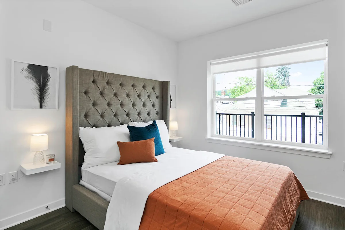 Modern bedroom