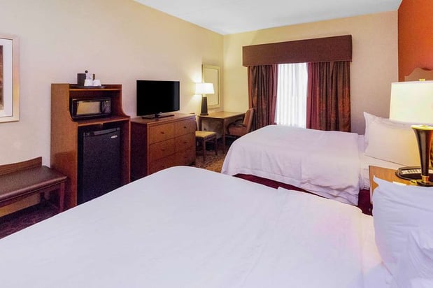 Images Hampton Inn Waynesburg