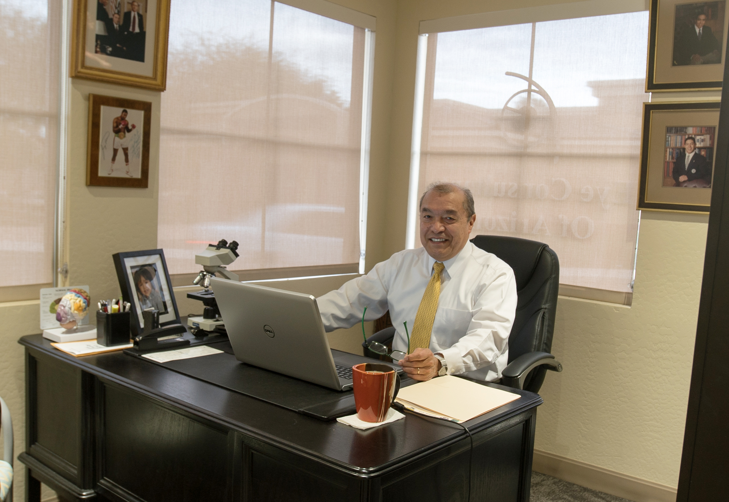 Dr. Luis Lu, MD