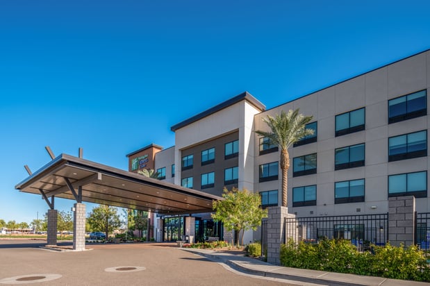 Images Holiday Inn Express & Suites Gilbert – Mesa Gateway Airport by IHG