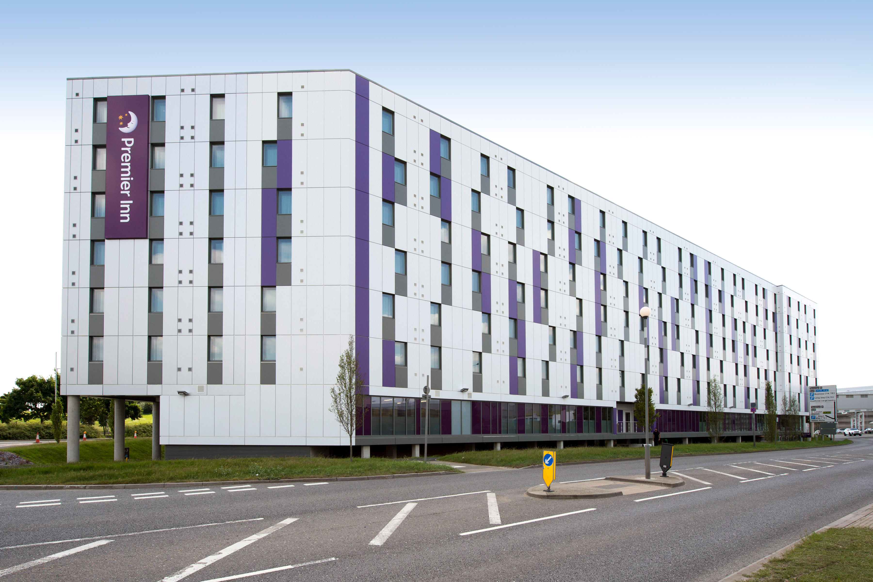 Images Premier Inn London Heathrow Airport Terminal 4 hotel