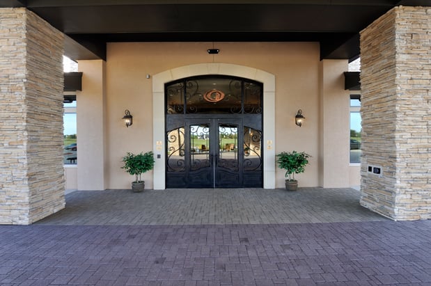 Images Clayton Oaks Living