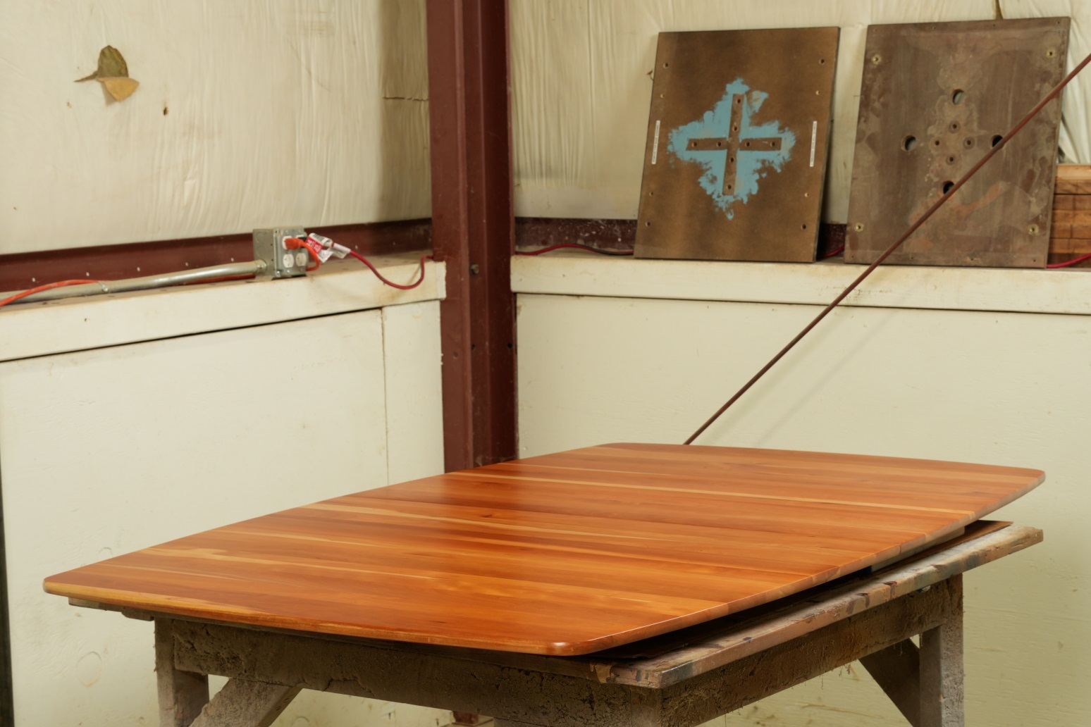 DIning table top restoration finished - after