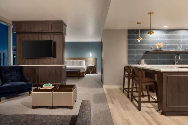 Images Carte Hotel San Diego Downtown, Curio Collection by Hilton