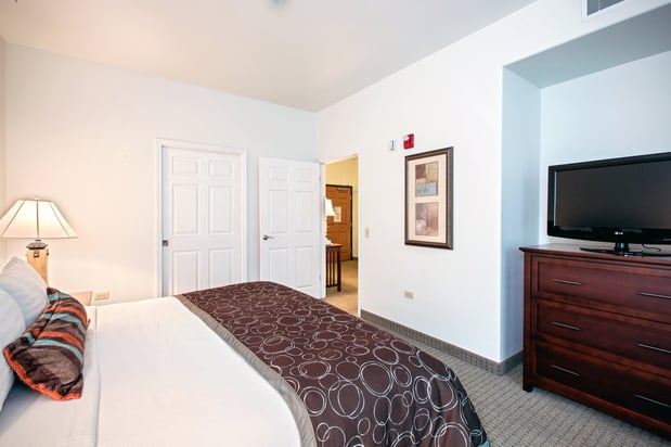 Images Staybridge Suites Rockford by IHG
