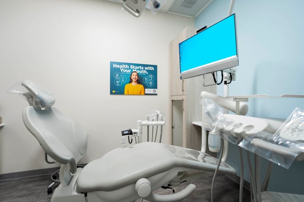 Images Dentists at Buckeye Commons