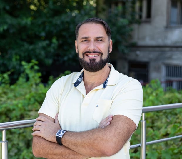 Images Milan Mitrovic, Counselor