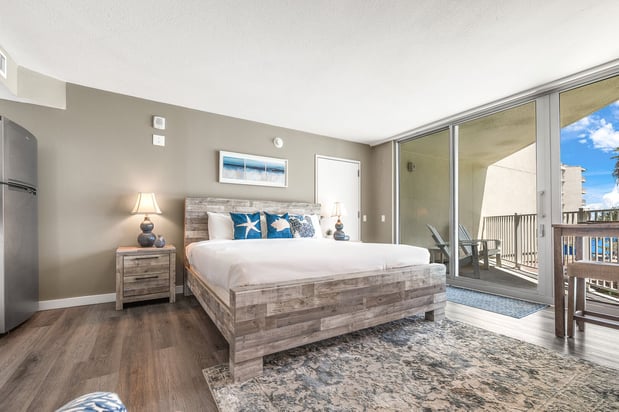 Images Sandcastle Condominiums & Event Center