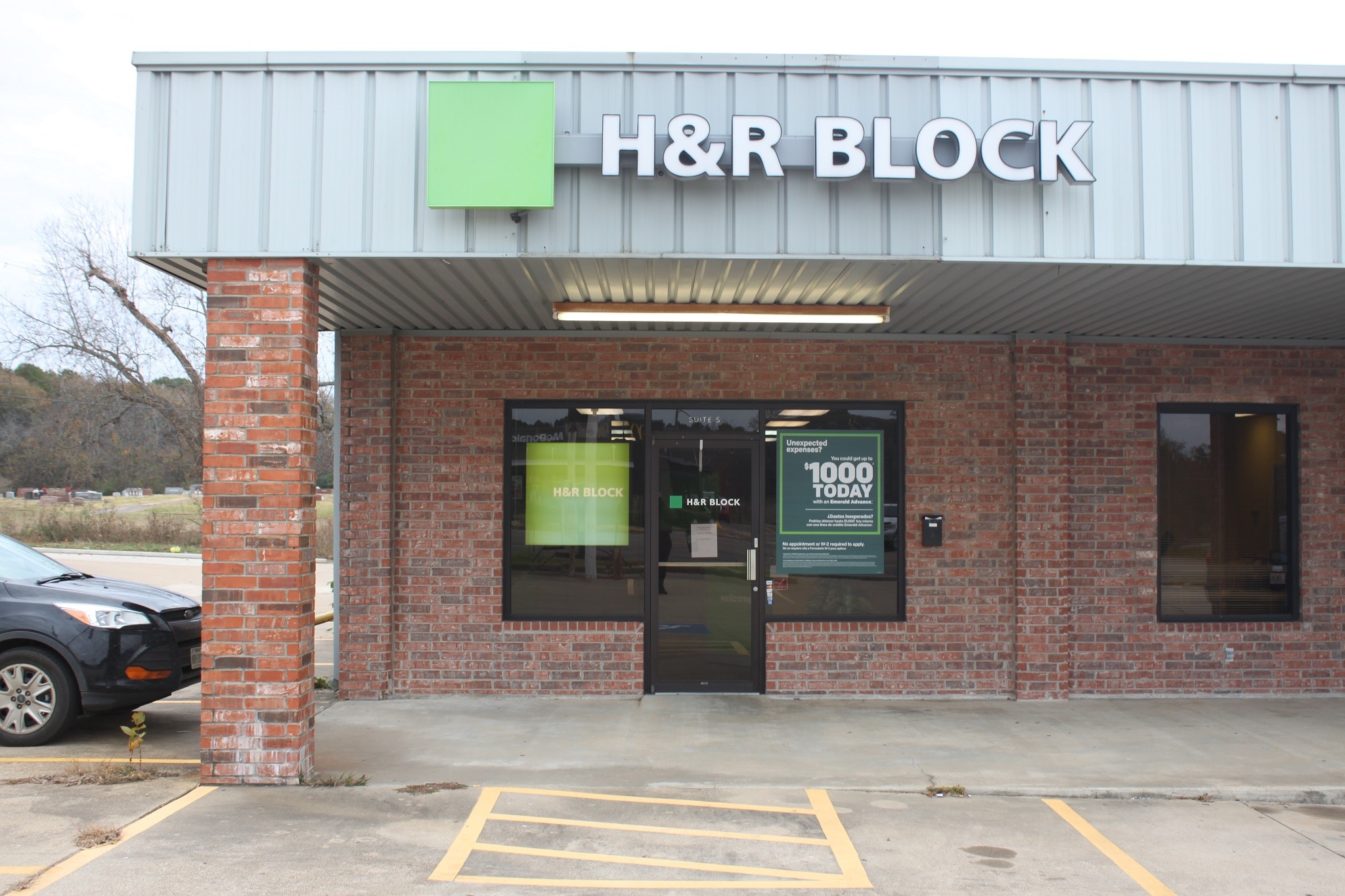 H r block dollar. H&R Block Victoria Texas.