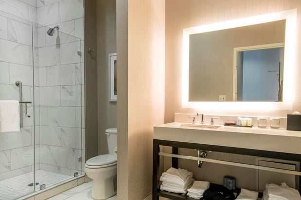 Images Embassy Suites by Hilton Louisville Downtown