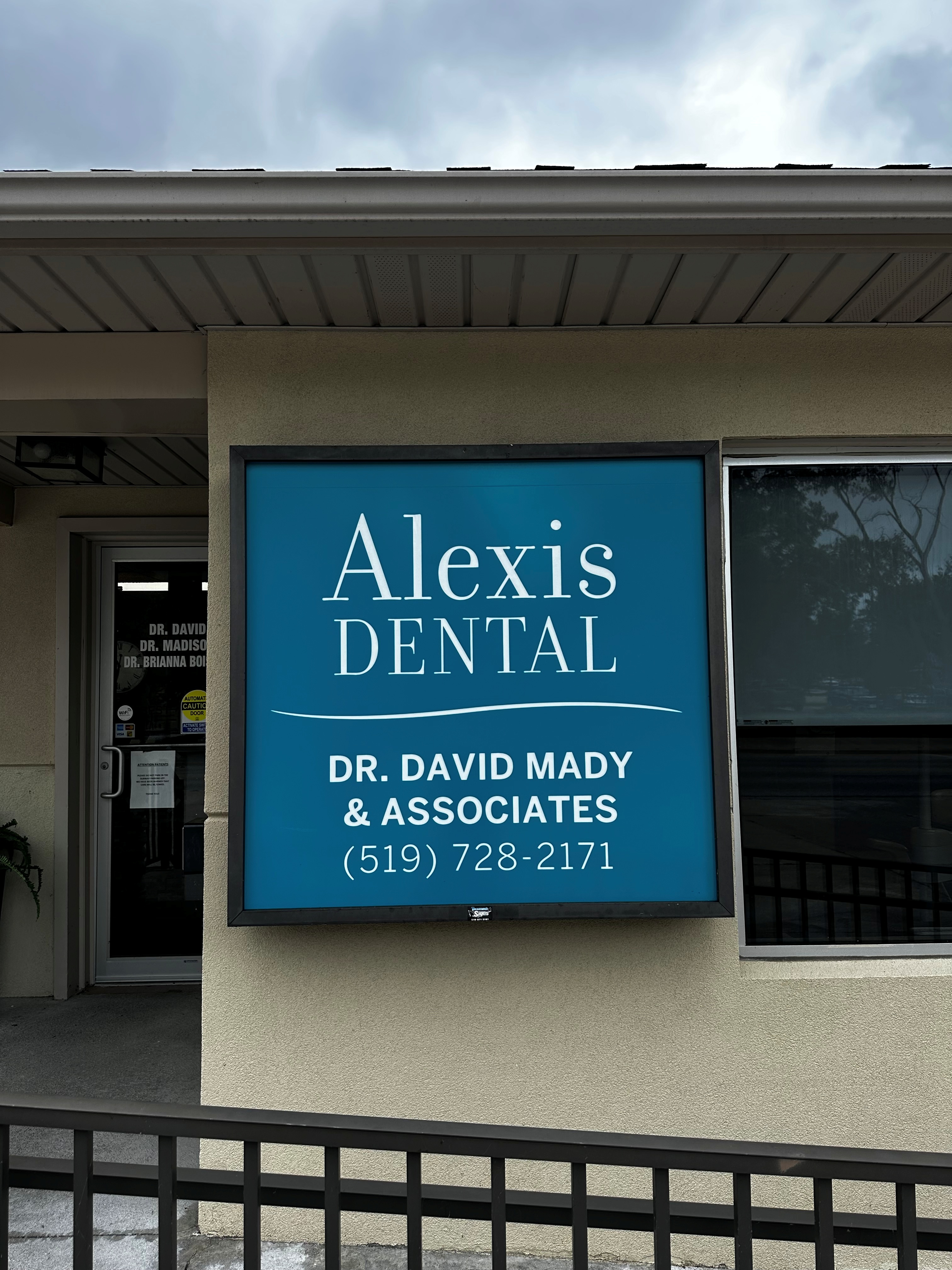 Images Alexis Dental - Dr. Mady