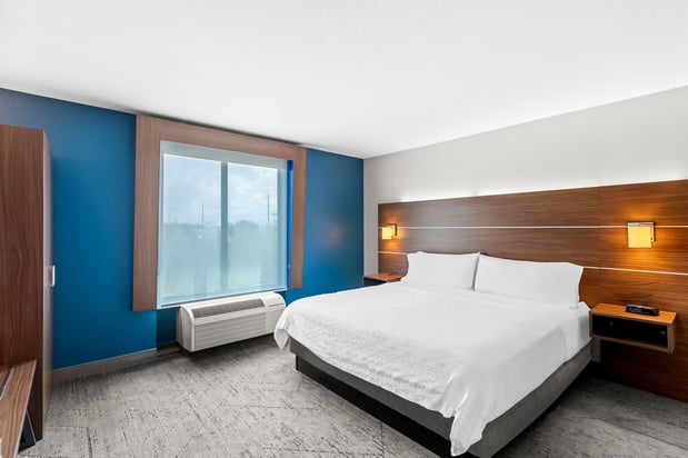 Images Holiday Inn Express & Suites Austin SW - Sunset Valley by IHG