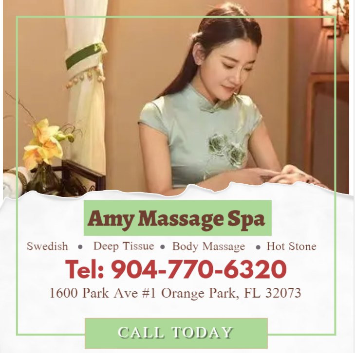 Scalp massages are a great way to relax, as they can help release the tension of the day.
When giving a scalp massage,we start with a few basics to relax the person,
such as applying wet heat, adding oil. Then you can move on to massaging the person's scalp.