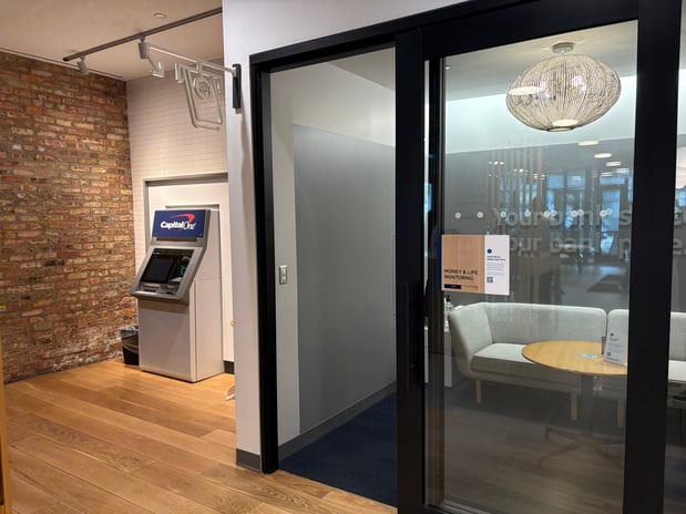 Images Capital One Café