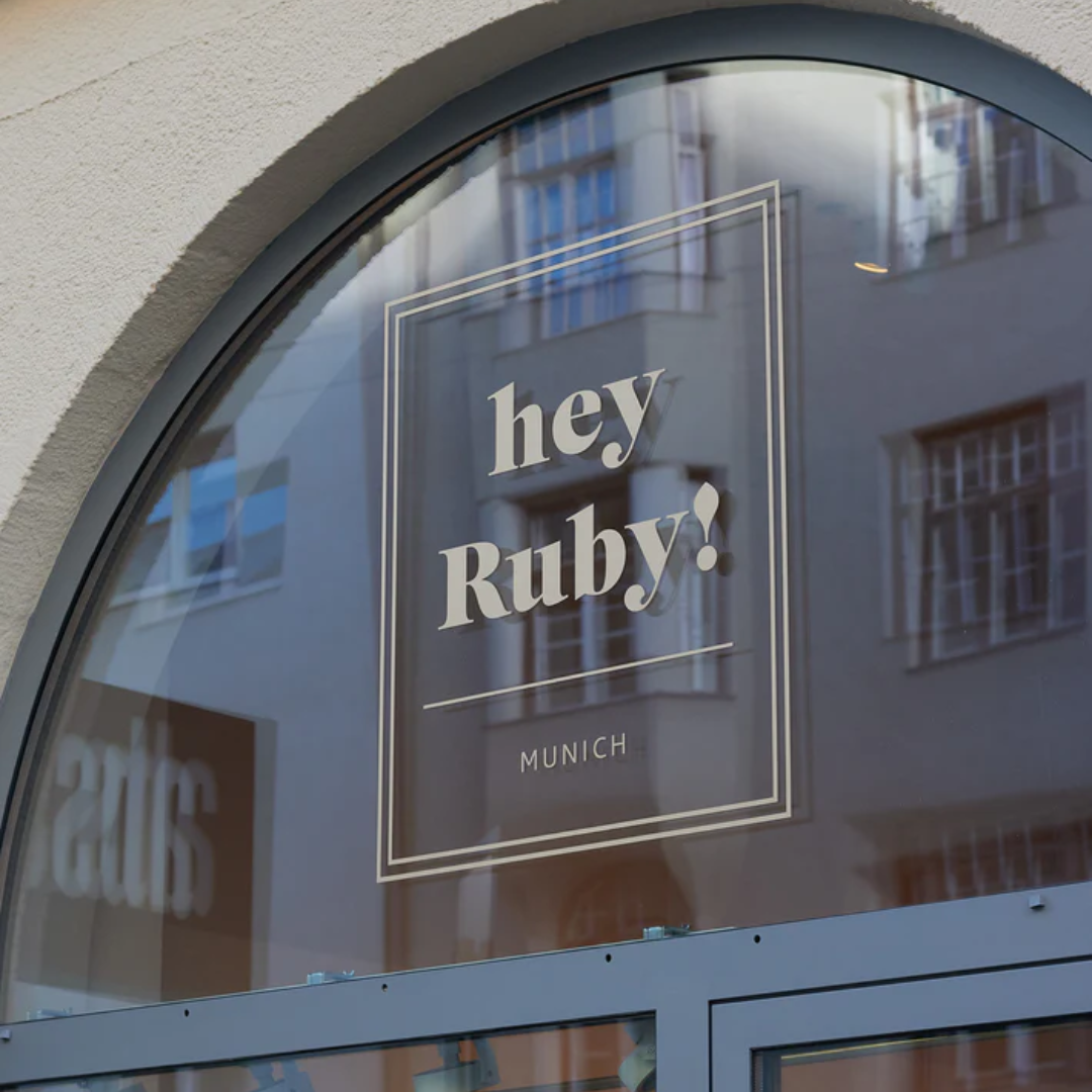 hey Ruby! in München - Logo