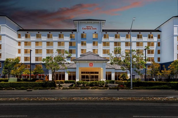 Images Hilton Garden Inn San Mateo