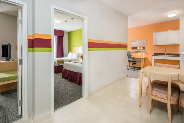 Images Holiday Inn Express & Suites Clute - Lake Jackson by IHG