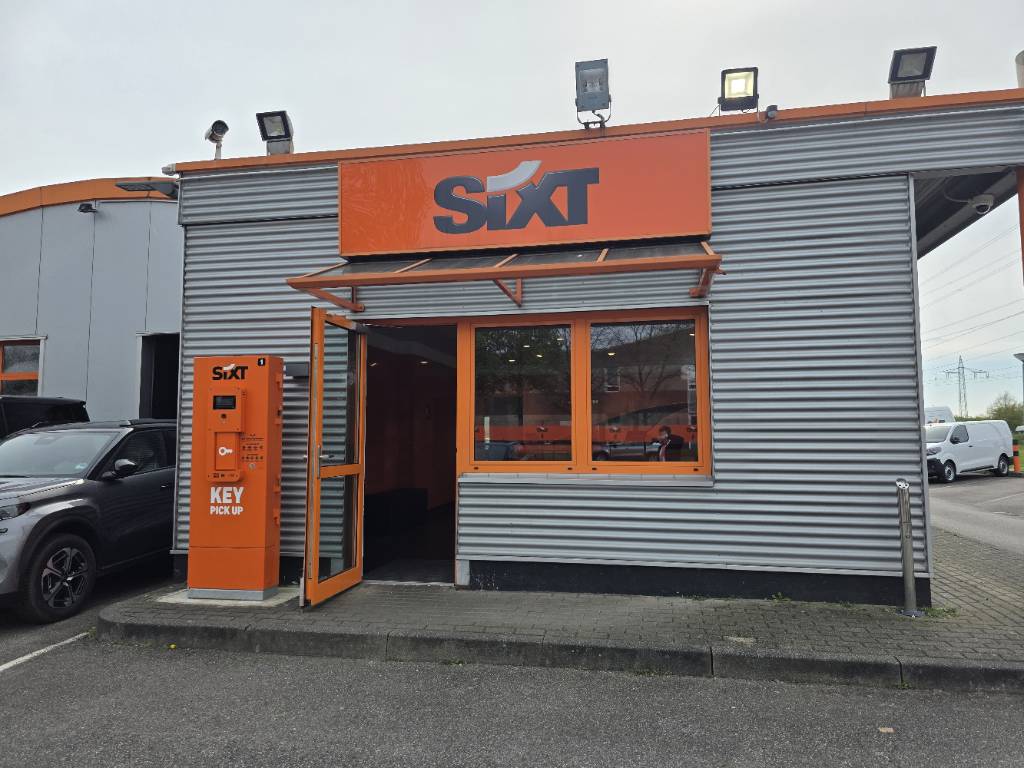 SIXT Mietwagen & Transporter mieten Köln Porz/Gremberghoven, Ettore-Bugatti-Str. 2 in Köln