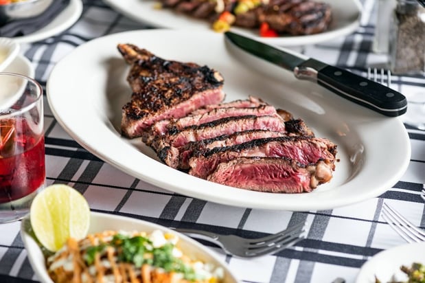 Images Gibsons Bar & Steakhouse