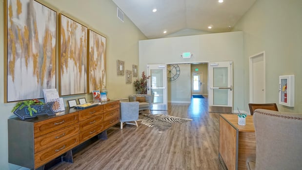 Images Oquirrh Hills Apartments
