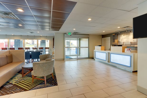 Images Holiday Inn Express Cincinnati North - Monroe by IHG
