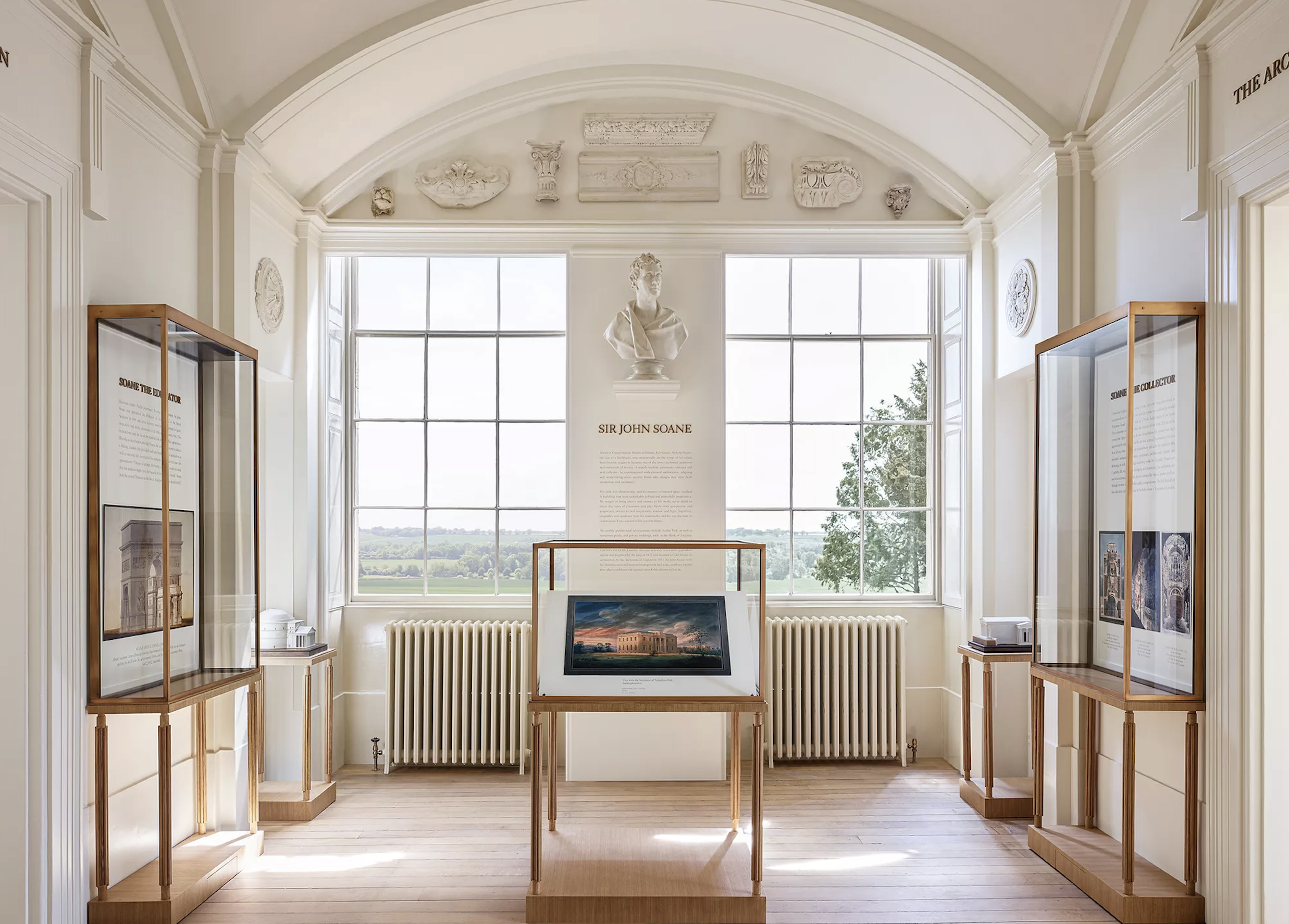 Images RH England | The Gallery at the Historic Aynho Park