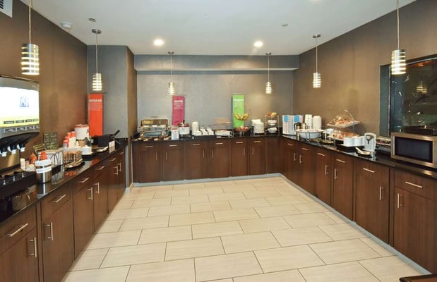 Images Hampton Inn Madison