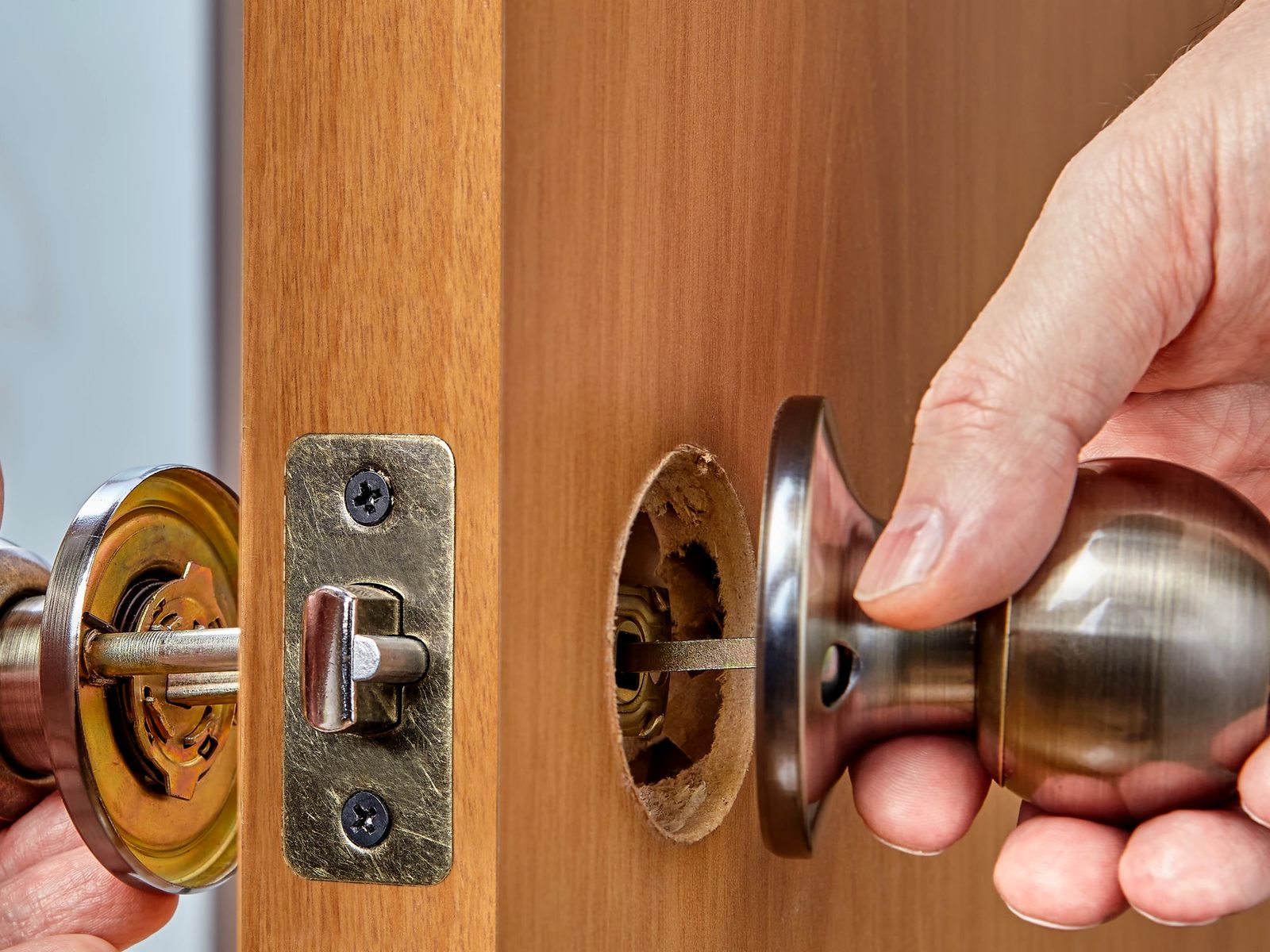 Advance Lock Co.
