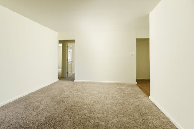 Images Mill Creek Village Apartments