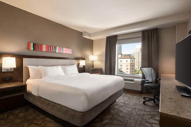 Images Hilton Garden Inn San Antonio Downtown Riverwalk