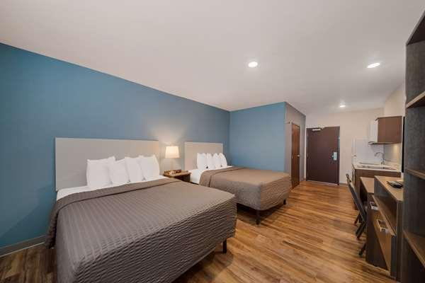 Images WoodSpring Suites Wesley Chapel-Tampa